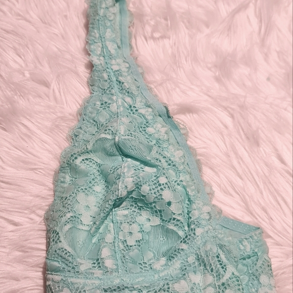 NWT Free People Galloon Lace Halter Multiple Sizes available - Picture 5 of 8